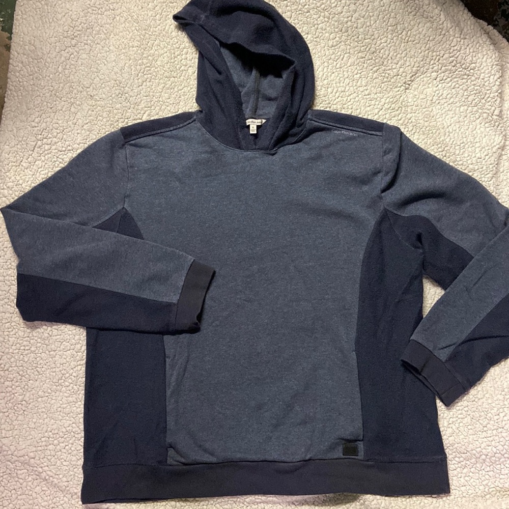 Calvin Klein sweatshirt size XL. Great condition
